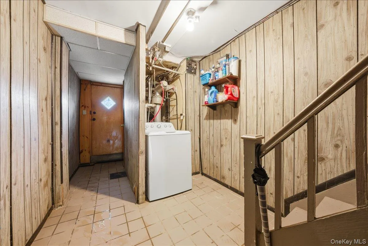 4425 Richardson Avenue, New York, NY, 3 Bedrooms Bedrooms, 8 Rooms Rooms,2 BathroomsBathrooms,Residential,For Rent,Richardson,0,1006309 4425 Richardson Avenue, New York, NY, 3 Bedrooms Bedrooms, 8 Rooms Rooms,2 BathroomsBathrooms,Residential,For Rent,Richardson,0,1006309