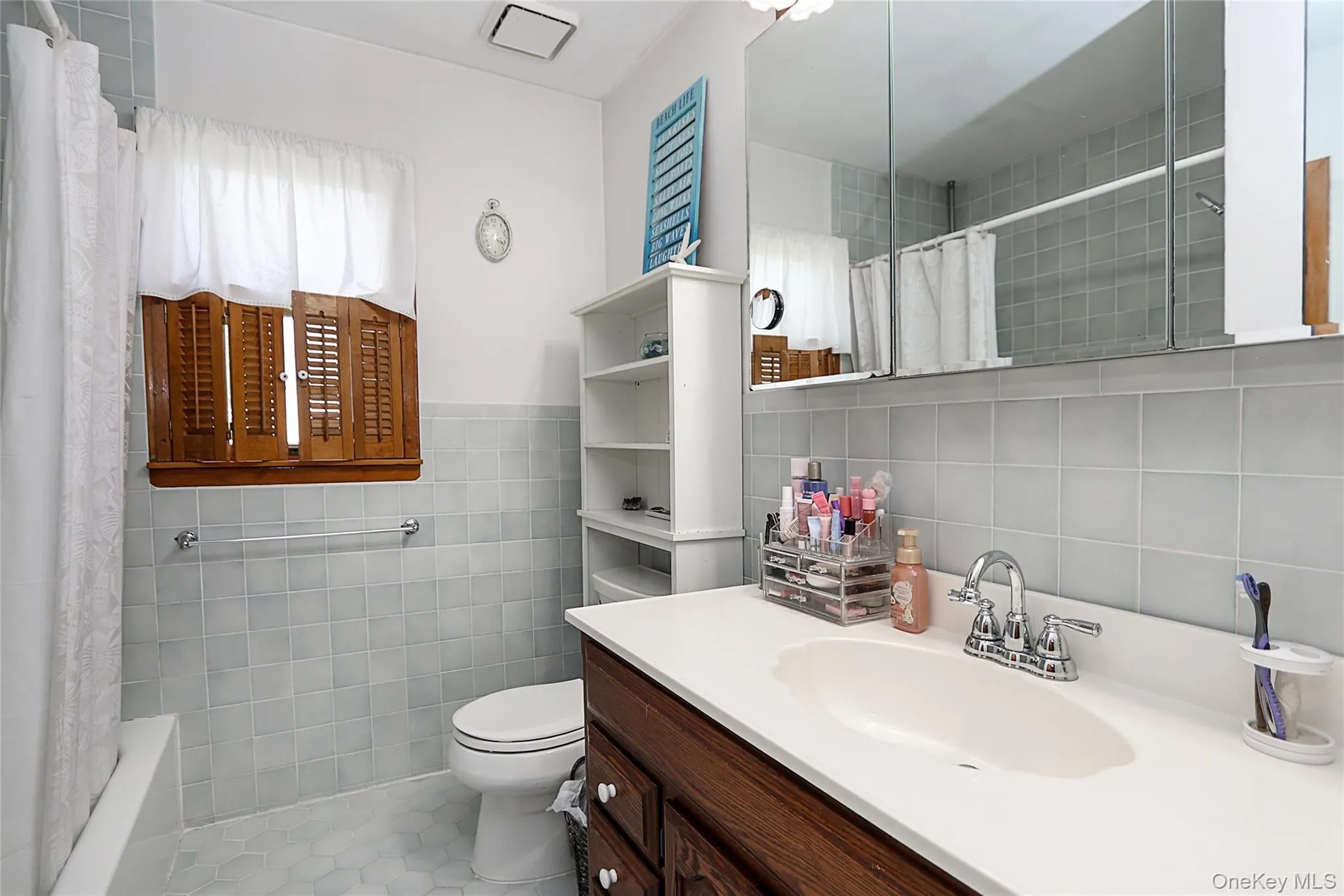 1372 Pine Drive, Islip, NY, 5 Bedrooms Bedrooms, 8 Rooms Rooms,2 BathroomsBathrooms,Residential,For Rent,Pine,0,1006311 1372 Pine Drive, Islip, NY, 5 Bedrooms Bedrooms, 8 Rooms Rooms,2 BathroomsBathrooms,Residential,For Rent,Pine,0,1006311
