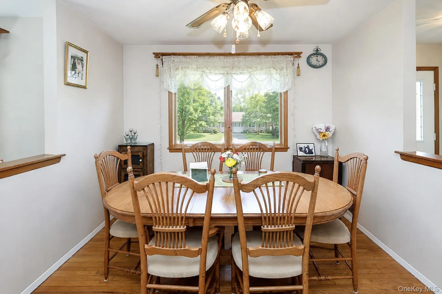1372 Pine Drive, Islip, NY, 5 Bedrooms Bedrooms, 8 Rooms Rooms,2 BathroomsBathrooms,Residential,For Rent,Pine,0,1006311 1372 Pine Drive, Islip, NY, 5 Bedrooms Bedrooms, 8 Rooms Rooms,2 BathroomsBathrooms,Residential,For Rent,Pine,0,1006311