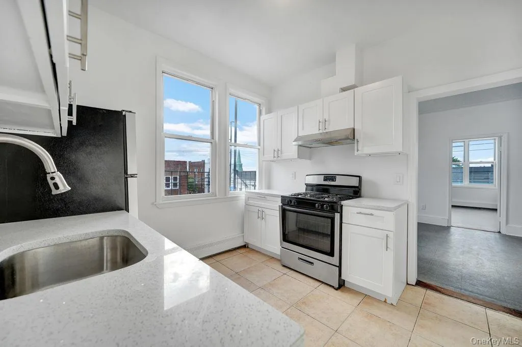 10104 32nd Avenue, New York, NY, 2 Bedrooms Bedrooms, 4 Rooms Rooms,1 BathroomBathrooms,Residential Lease,For Rent,32nd,0,1006312 10104 32nd Avenue, New York, NY, 2 Bedrooms Bedrooms, 4 Rooms Rooms,1 BathroomBathrooms,Residential Lease,For Rent,32nd,0,1006312