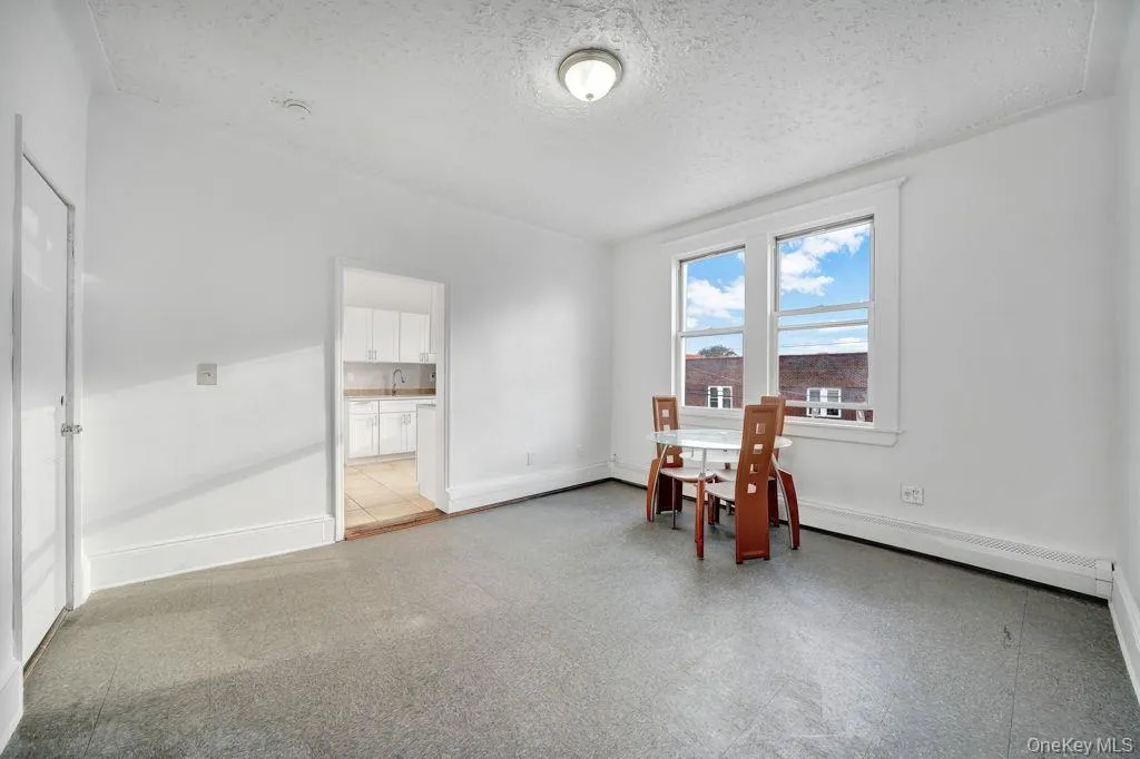 10104 32nd Avenue, New York, NY, 2 Bedrooms Bedrooms, 4 Rooms Rooms,1 BathroomBathrooms,Residential Lease,For Rent,32nd,0,1006312 10104 32nd Avenue, New York, NY, 2 Bedrooms Bedrooms, 4 Rooms Rooms,1 BathroomBathrooms,Residential Lease,For Rent,32nd,0,1006312
