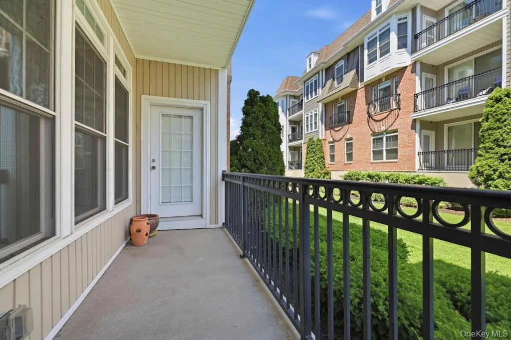 318 Roosevelt Way, North Hempstead, NY, 2 Bedrooms Bedrooms, 5 Rooms Rooms,2 BathroomsBathrooms,Residential,For Rent,Roosevelt,0,1006313 318 Roosevelt Way, North Hempstead, NY, 2 Bedrooms Bedrooms, 5 Rooms Rooms,2 BathroomsBathrooms,Residential,For Rent,Roosevelt,0,1006313
