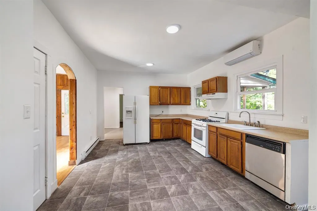 1463 Briscoe Road, Liberty, NY, 4 Bedrooms Bedrooms, 9 Rooms Rooms,2 BathroomsBathrooms,Residential,For Rent,Briscoe,0,1006315 1463 Briscoe Road, Liberty, NY, 4 Bedrooms Bedrooms, 9 Rooms Rooms,2 BathroomsBathrooms,Residential,For Rent,Briscoe,0,1006315