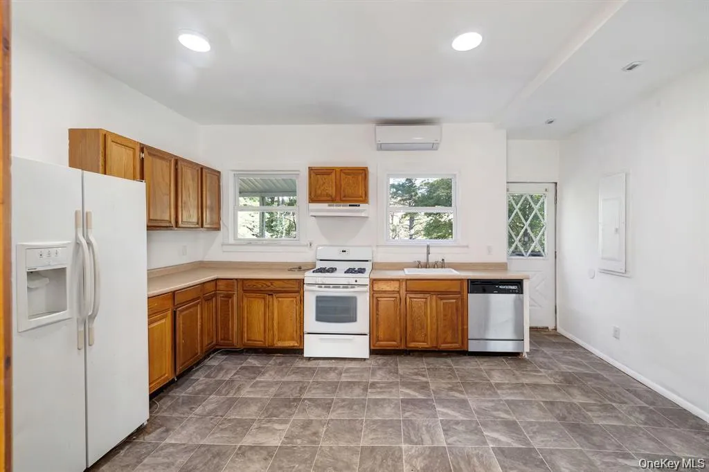 1463 Briscoe Road, Liberty, NY, 4 Bedrooms Bedrooms, 9 Rooms Rooms,2 BathroomsBathrooms,Residential,For Rent,Briscoe,0,1006315 1463 Briscoe Road, Liberty, NY, 4 Bedrooms Bedrooms, 9 Rooms Rooms,2 BathroomsBathrooms,Residential,For Rent,Briscoe,0,1006315