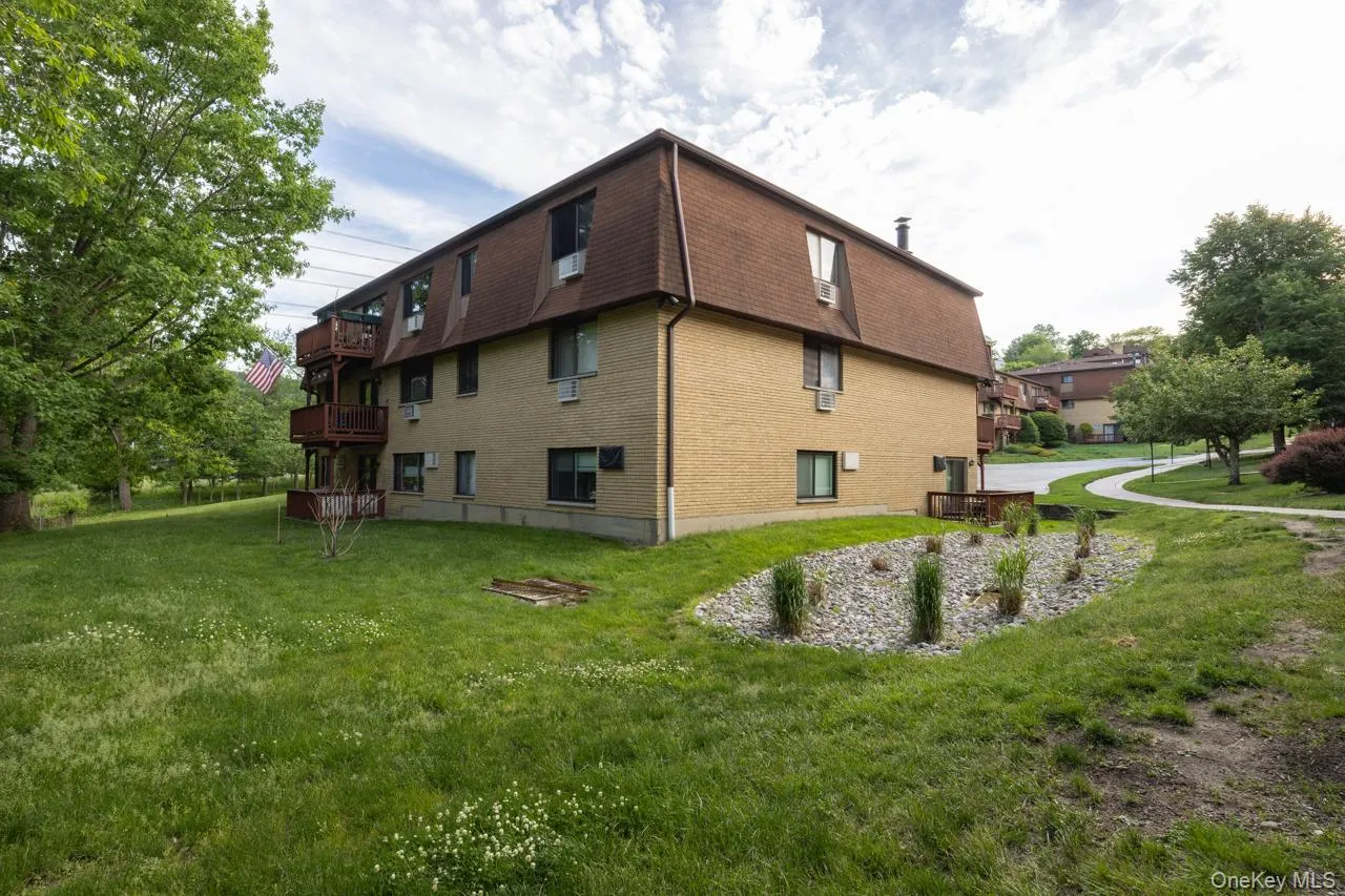 386 Richard Court, Haverstraw, NY, 1 Bedroom Bedrooms, 4 Rooms Rooms,1 BathroomBathrooms,Residential,For Rent,Richard,0,1006321 386 Richard Court, Haverstraw, NY, 1 Bedroom Bedrooms, 4 Rooms Rooms,1 BathroomBathrooms,Residential,For Rent,Richard,0,1006321