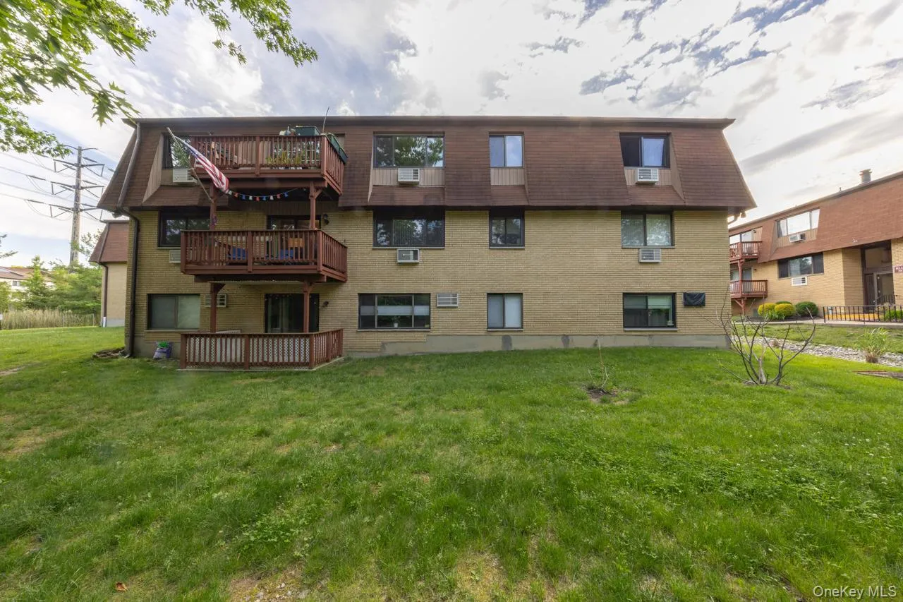 386 Richard Court, Haverstraw, NY, 1 Bedroom Bedrooms, 4 Rooms Rooms,1 BathroomBathrooms,Residential,For Rent,Richard,0,1006321 386 Richard Court, Haverstraw, NY, 1 Bedroom Bedrooms, 4 Rooms Rooms,1 BathroomBathrooms,Residential,For Rent,Richard,0,1006321