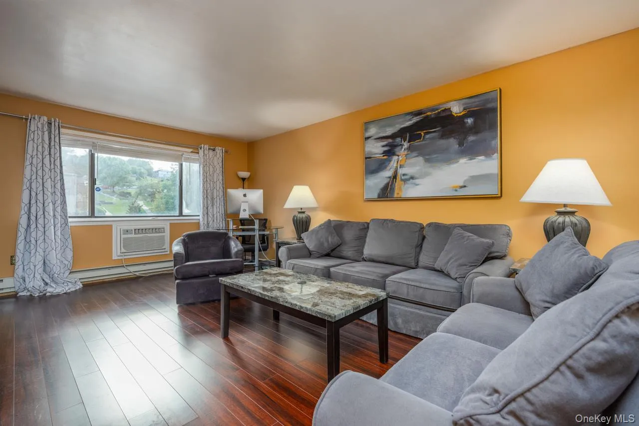 386 Richard Court, Haverstraw, NY, 1 Bedroom Bedrooms, 4 Rooms Rooms,1 BathroomBathrooms,Residential,For Rent,Richard,0,1006321 386 Richard Court, Haverstraw, NY, 1 Bedroom Bedrooms, 4 Rooms Rooms,1 BathroomBathrooms,Residential,For Rent,Richard,0,1006321