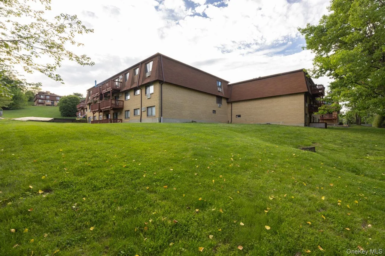 386 Richard Court, Haverstraw, NY, 1 Bedroom Bedrooms, 4 Rooms Rooms,1 BathroomBathrooms,Residential,For Rent,Richard,0,1006321 386 Richard Court, Haverstraw, NY, 1 Bedroom Bedrooms, 4 Rooms Rooms,1 BathroomBathrooms,Residential,For Rent,Richard,0,1006321