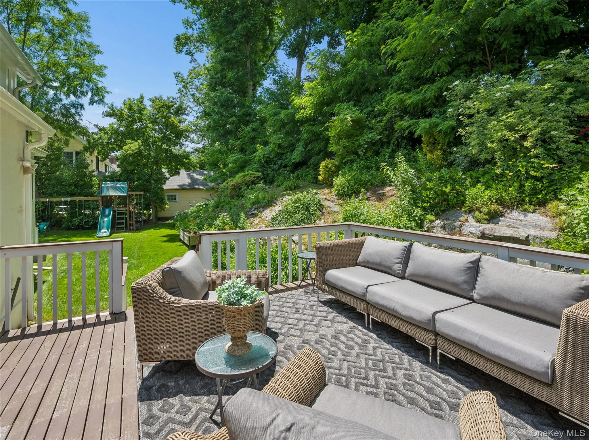 221 Highbrook Avenue, Pelham, NY, 6 Bedrooms Bedrooms, 12 Rooms Rooms,3 BathroomsBathrooms,Residential,For Rent,Highbrook,0,1006326 221 Highbrook Avenue, Pelham, NY, 6 Bedrooms Bedrooms, 12 Rooms Rooms,3 BathroomsBathrooms,Residential,For Rent,Highbrook,0,1006326