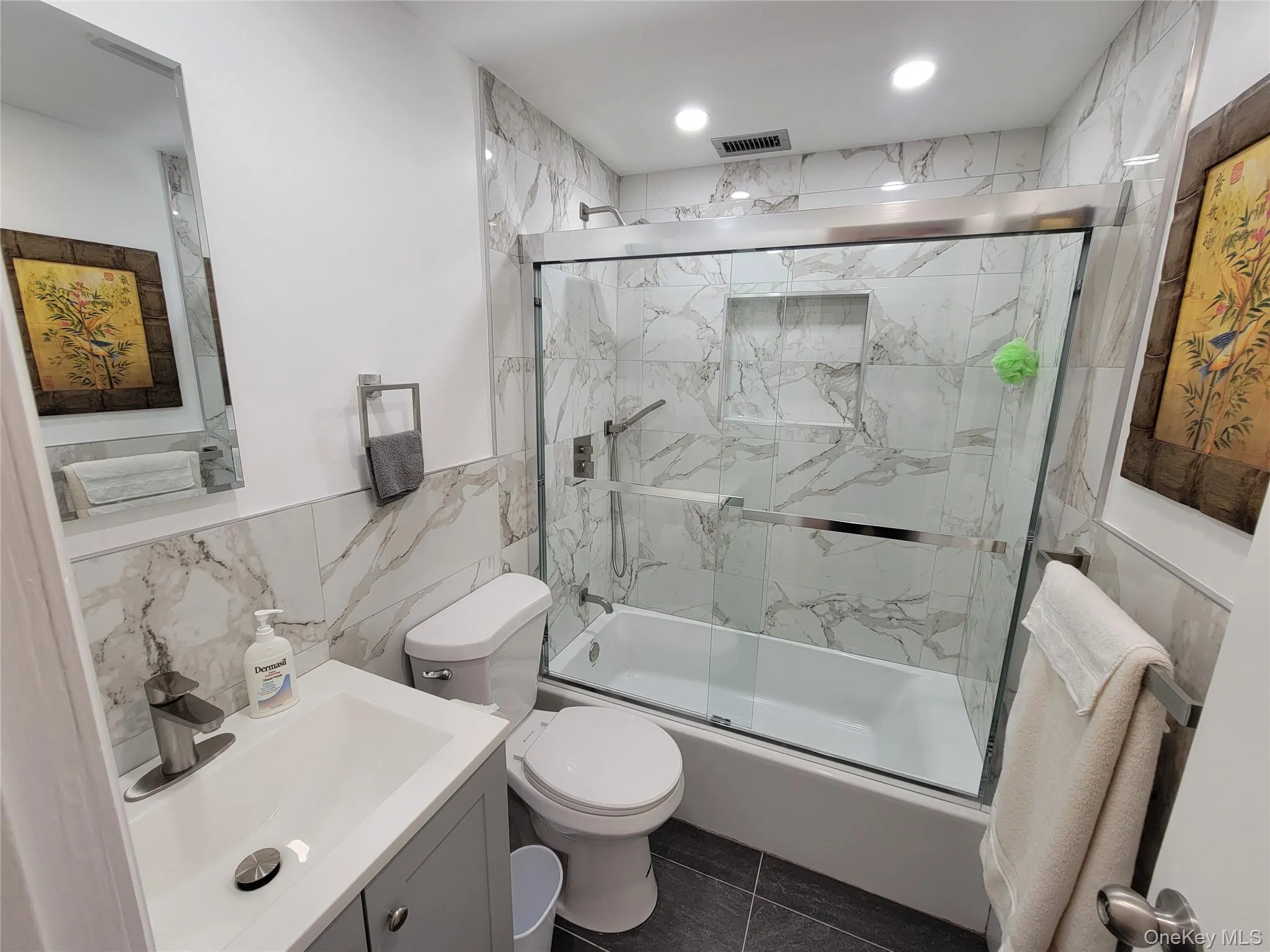 23 Dalny Place, Islip, NY, 5 Bedrooms Bedrooms, 9 Rooms Rooms,3 BathroomsBathrooms,Residential,For Rent,Dalny,0,1006328 23 Dalny Place, Islip, NY, 5 Bedrooms Bedrooms, 9 Rooms Rooms,3 BathroomsBathrooms,Residential,For Rent,Dalny,0,1006328