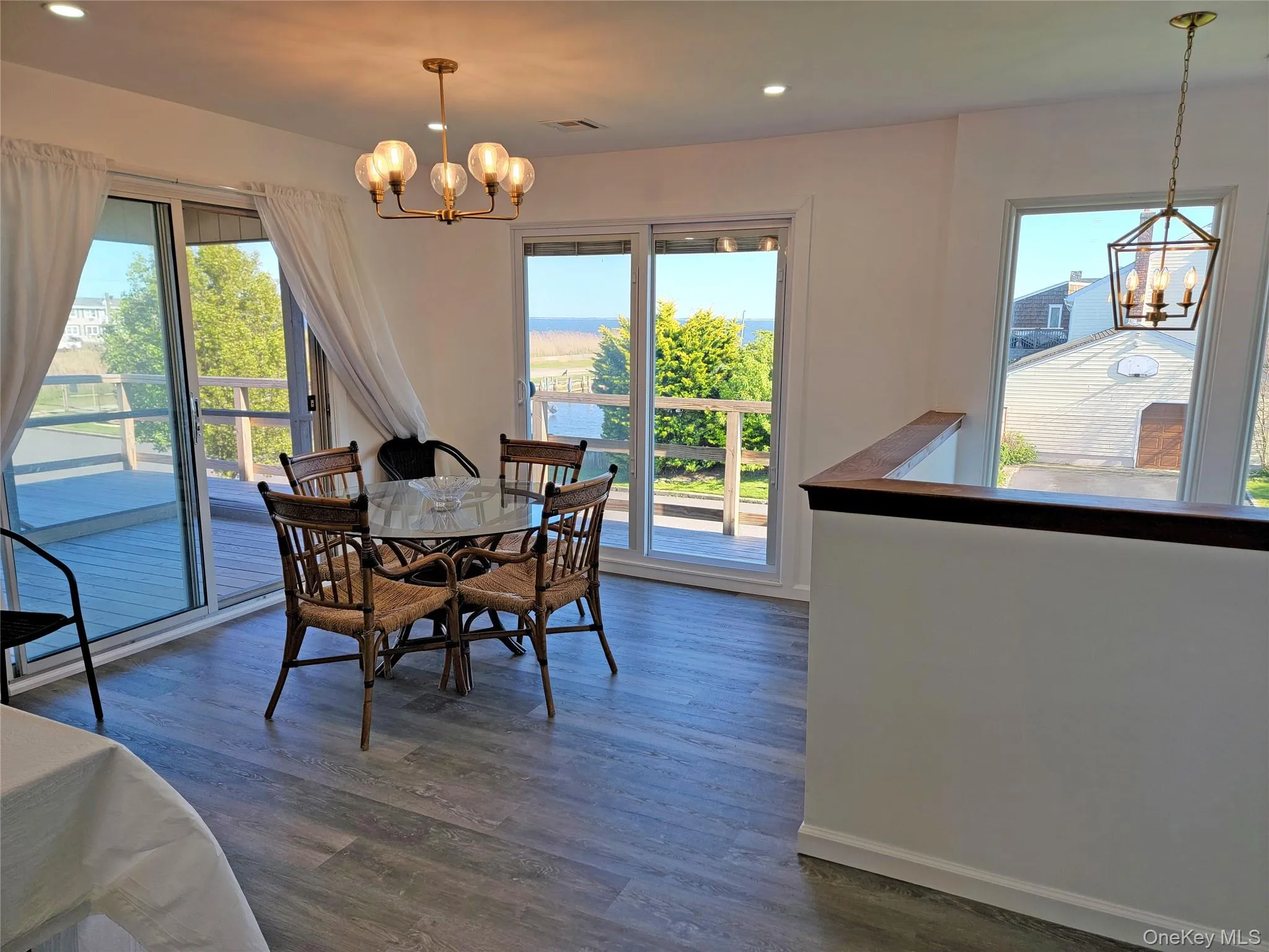 23 Dalny Place, Islip, NY, 5 Bedrooms Bedrooms, 9 Rooms Rooms,3 BathroomsBathrooms,Residential,For Rent,Dalny,0,1006328 23 Dalny Place, Islip, NY, 5 Bedrooms Bedrooms, 9 Rooms Rooms,3 BathroomsBathrooms,Residential,For Rent,Dalny,0,1006328