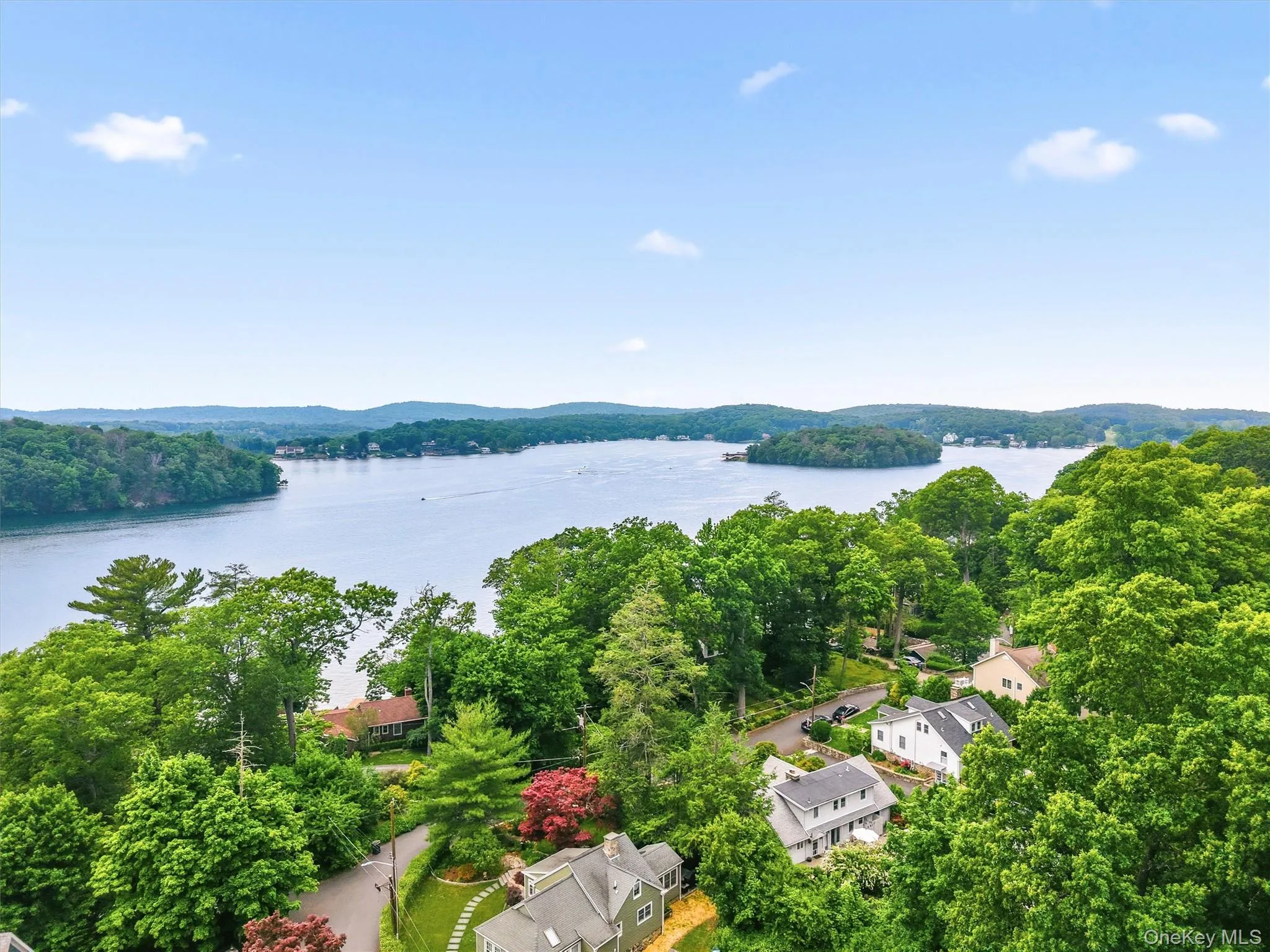 24 Tamarack Road, Carmel, NY, 3 Bedrooms Bedrooms, 8 Rooms Rooms,2 BathroomsBathrooms,Residential,For Rent,Tamarack,0,1006336 24 Tamarack Road, Carmel, NY, 3 Bedrooms Bedrooms, 8 Rooms Rooms,2 BathroomsBathrooms,Residential,For Rent,Tamarack,0,1006336