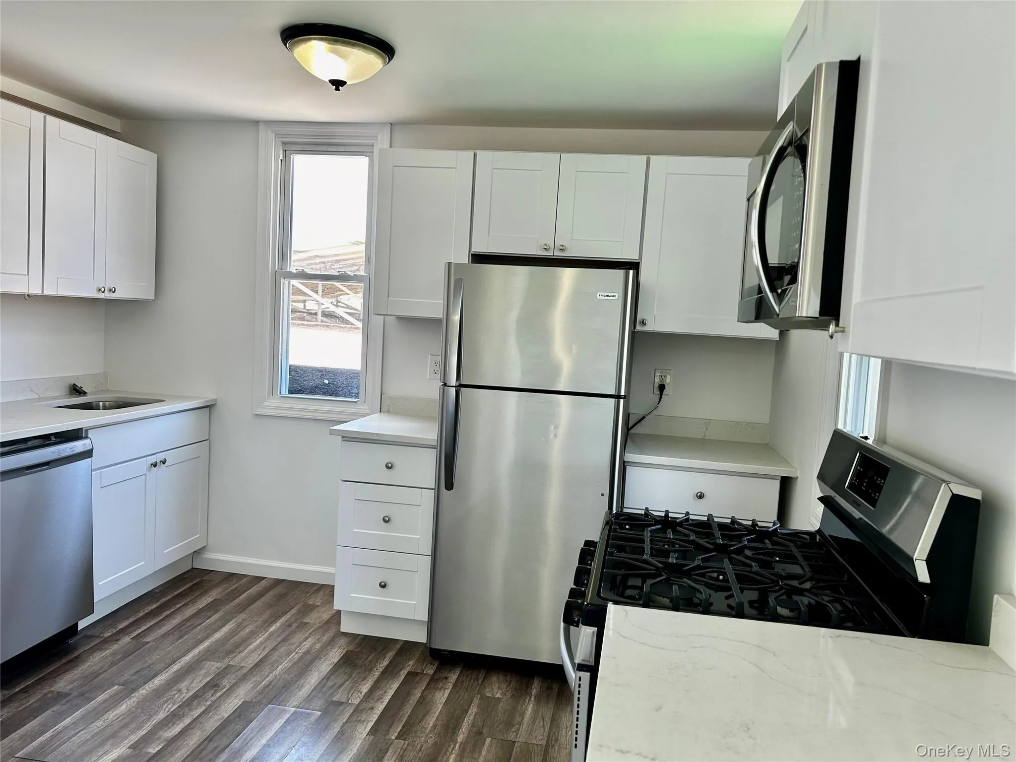 949 Beech Street, Long Beach, NY, 1 Bedroom Bedrooms, 4 Rooms Rooms,1 BathroomBathrooms,Residential Lease,For Rent,Beech,0,1006346 949 Beech Street, Long Beach, NY, 1 Bedroom Bedrooms, 4 Rooms Rooms,1 BathroomBathrooms,Residential Lease,For Rent,Beech,0,1006346
