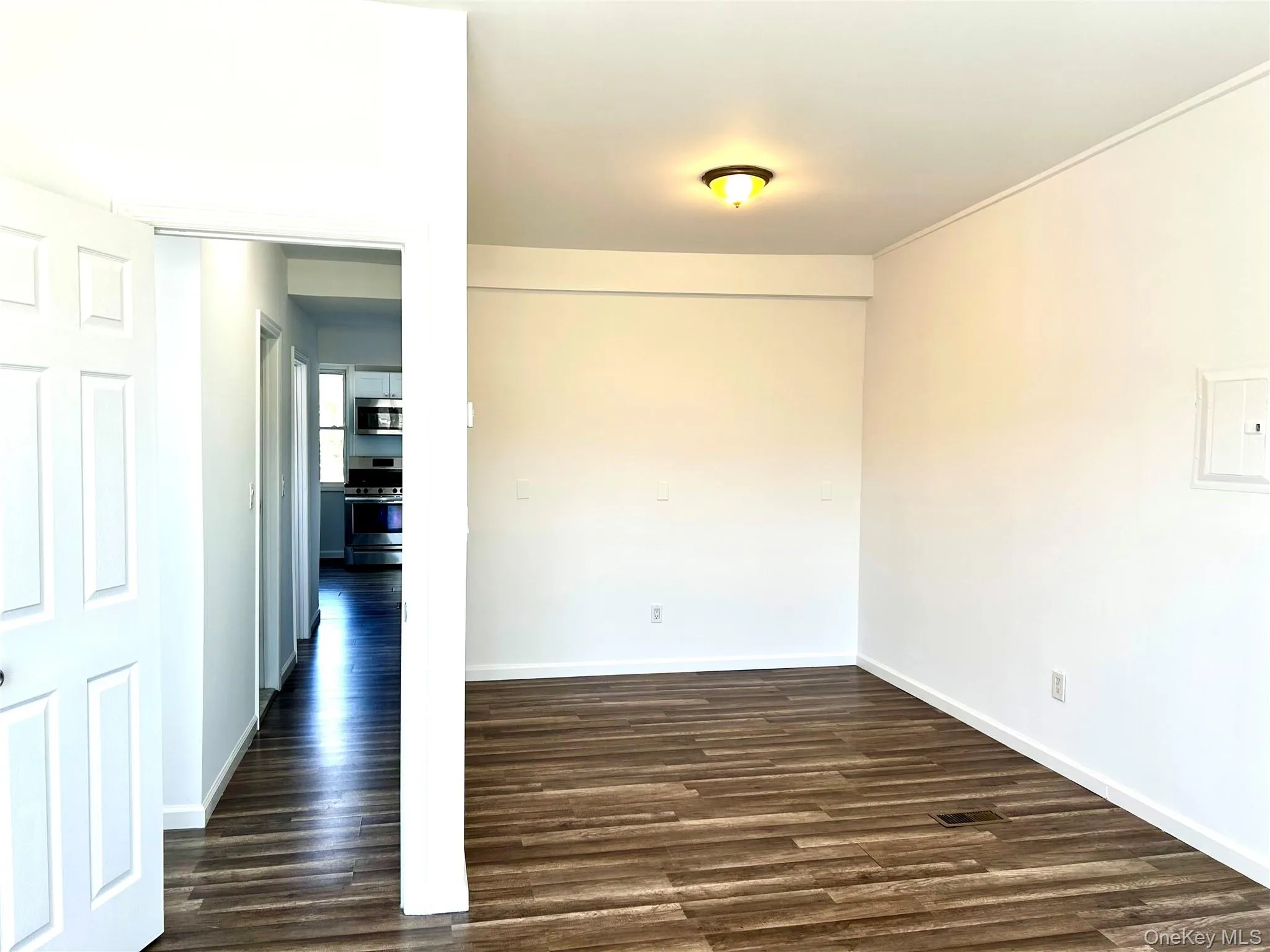 949 Beech Street, Long Beach, NY, 1 Bedroom Bedrooms, 4 Rooms Rooms,1 BathroomBathrooms,Residential Lease,For Rent,Beech,0,1006346 949 Beech Street, Long Beach, NY, 1 Bedroom Bedrooms, 4 Rooms Rooms,1 BathroomBathrooms,Residential Lease,For Rent,Beech,0,1006346