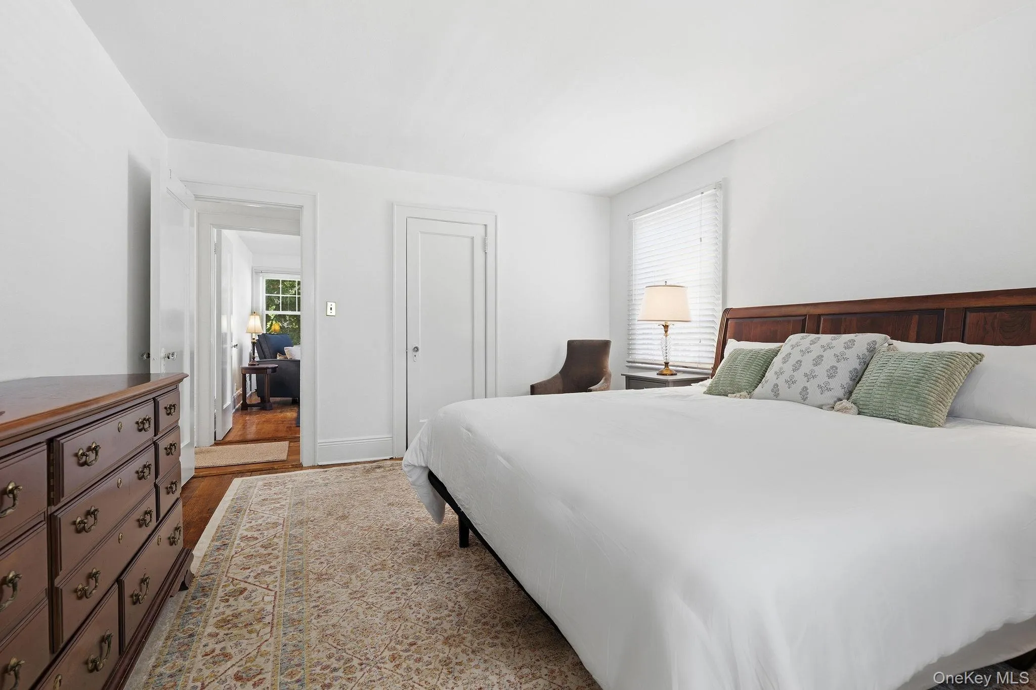 Generously sized primary bedroom easily fits a king-size bed, offering both comfort and versatility. Generously sized primary bedroom easily fits a king-size bed, offering both comfort and versatility.