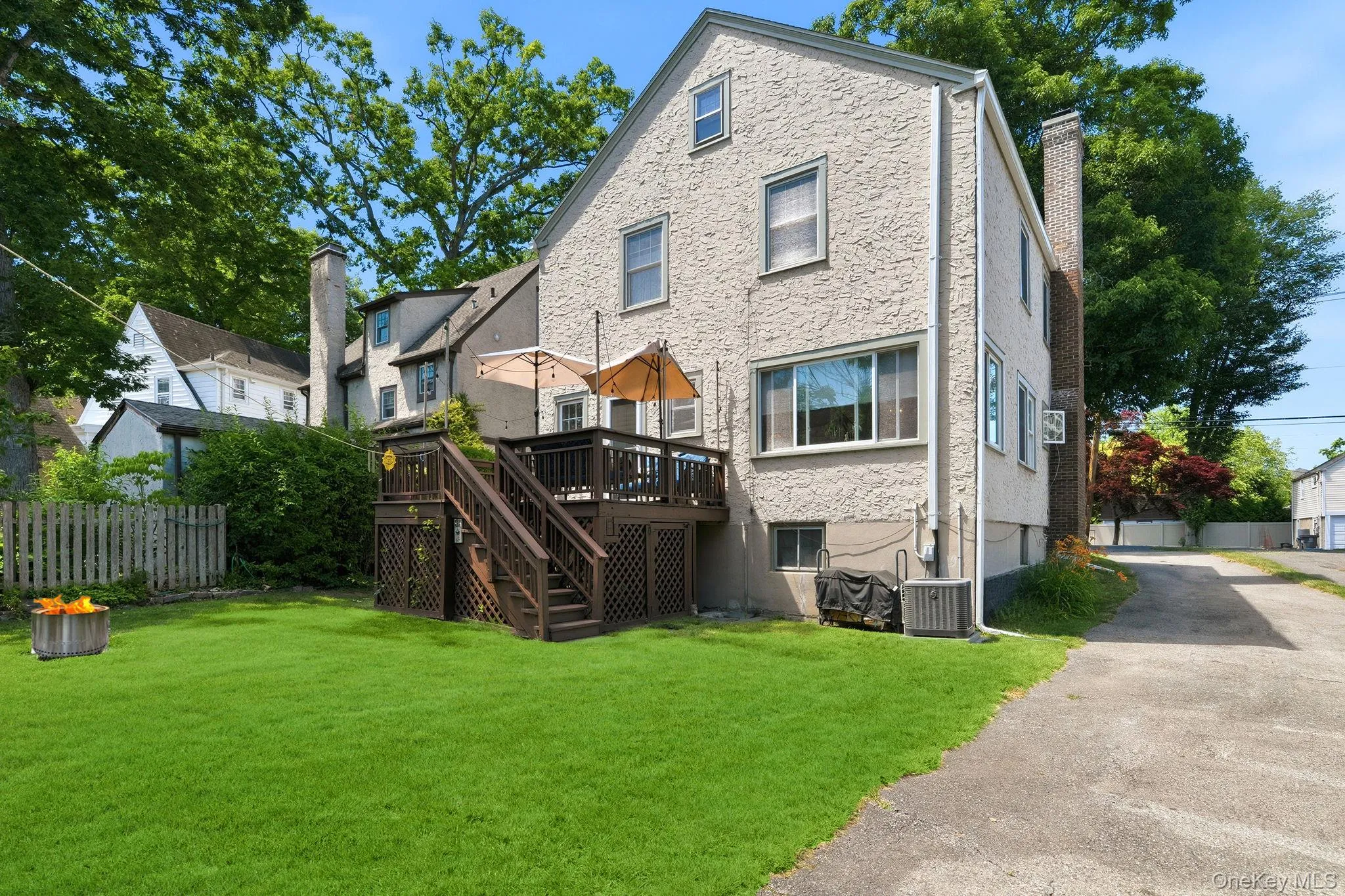Backyard & Firepit Backyard & Firepit