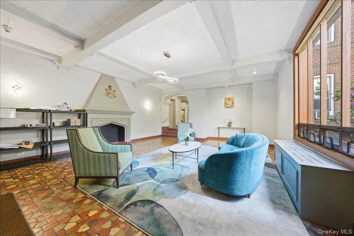 1468 Midland Avenue, Yonkers, NY, 2 Bedrooms Bedrooms, 5 Rooms Rooms,2 BathroomsBathrooms,Residential,For Rent,Midland,0,1006352 1468 Midland Avenue, Yonkers, NY, 2 Bedrooms Bedrooms, 5 Rooms Rooms,2 BathroomsBathrooms,Residential,For Rent,Midland,0,1006352