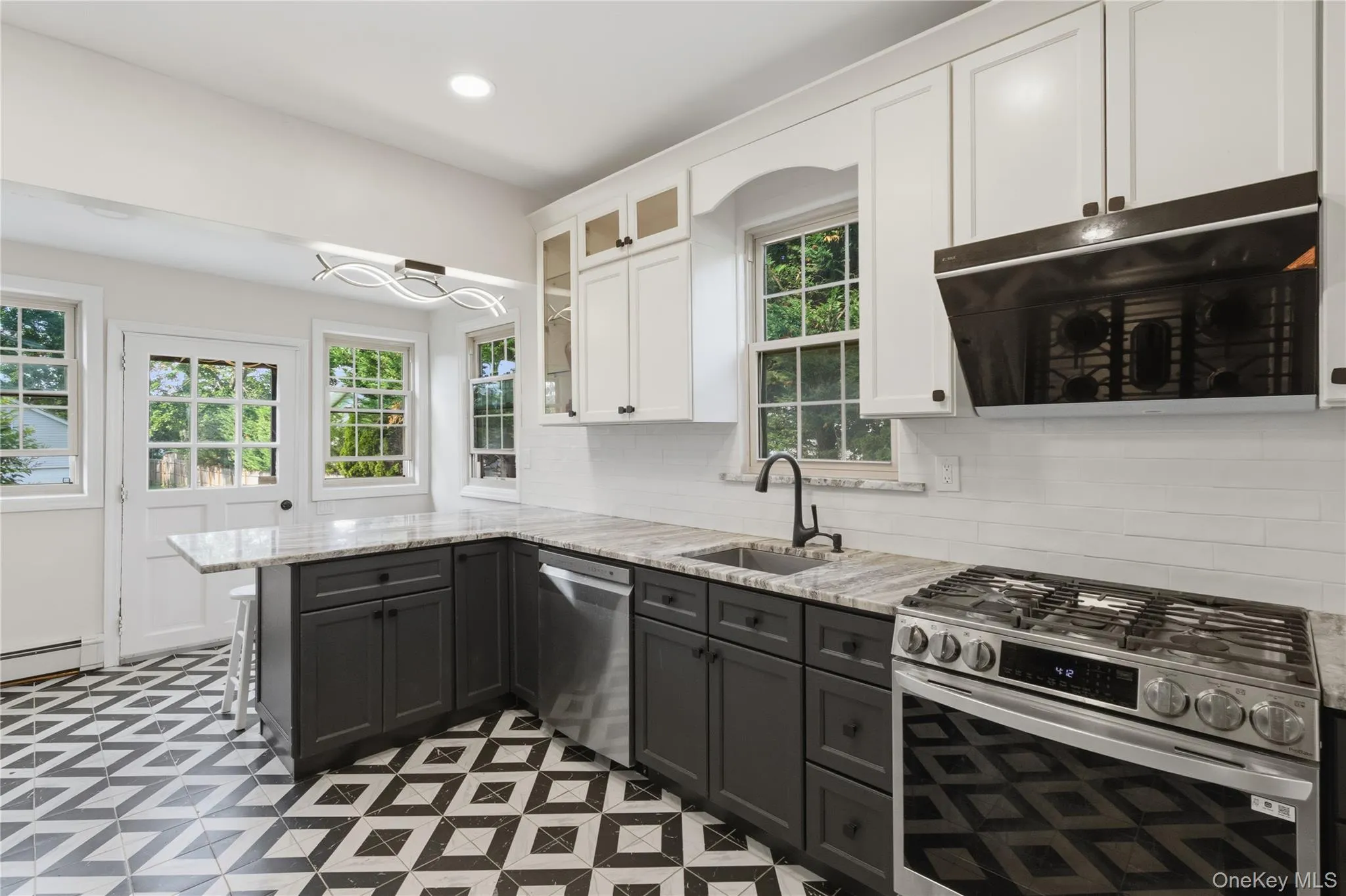 27 Dosoris Way, Glen Cove, NY, 4 Bedrooms Bedrooms, 10 Rooms Rooms,4 BathroomsBathrooms,Residential Lease,For Rent,Dosoris,0,1006356 27 Dosoris Way, Glen Cove, NY, 4 Bedrooms Bedrooms, 10 Rooms Rooms,4 BathroomsBathrooms,Residential Lease,For Rent,Dosoris,0,1006356