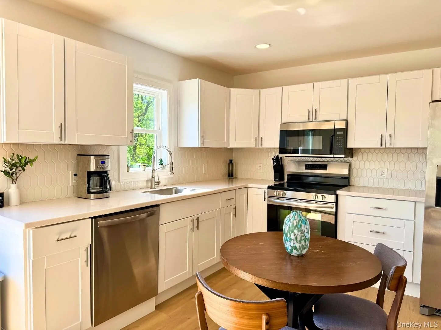 631 Main Street, Catskill, NY, 2 Bedrooms Bedrooms, 5 Rooms Rooms,1 BathroomBathrooms,Residential,For Rent,Main,0,1006357 631 Main Street, Catskill, NY, 2 Bedrooms Bedrooms, 5 Rooms Rooms,1 BathroomBathrooms,Residential,For Rent,Main,0,1006357