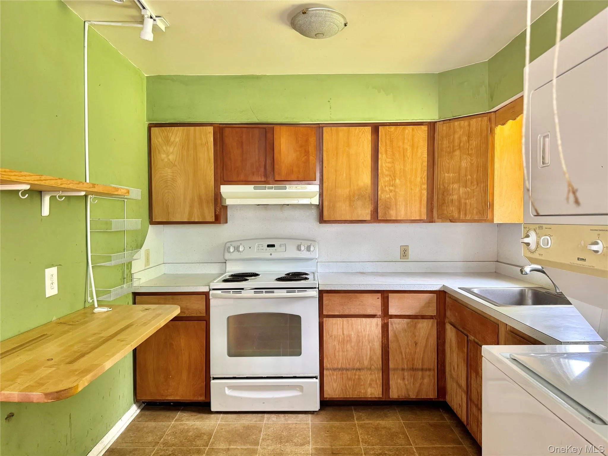 752 Old Route 23, Cairo, NY, 2 Bedrooms Bedrooms, 5 Rooms Rooms,1 BathroomBathrooms,Residential,For Rent,Old Route 23,0,1006359 752 Old Route 23, Cairo, NY, 2 Bedrooms Bedrooms, 5 Rooms Rooms,1 BathroomBathrooms,Residential,For Rent,Old Route 23,0,1006359