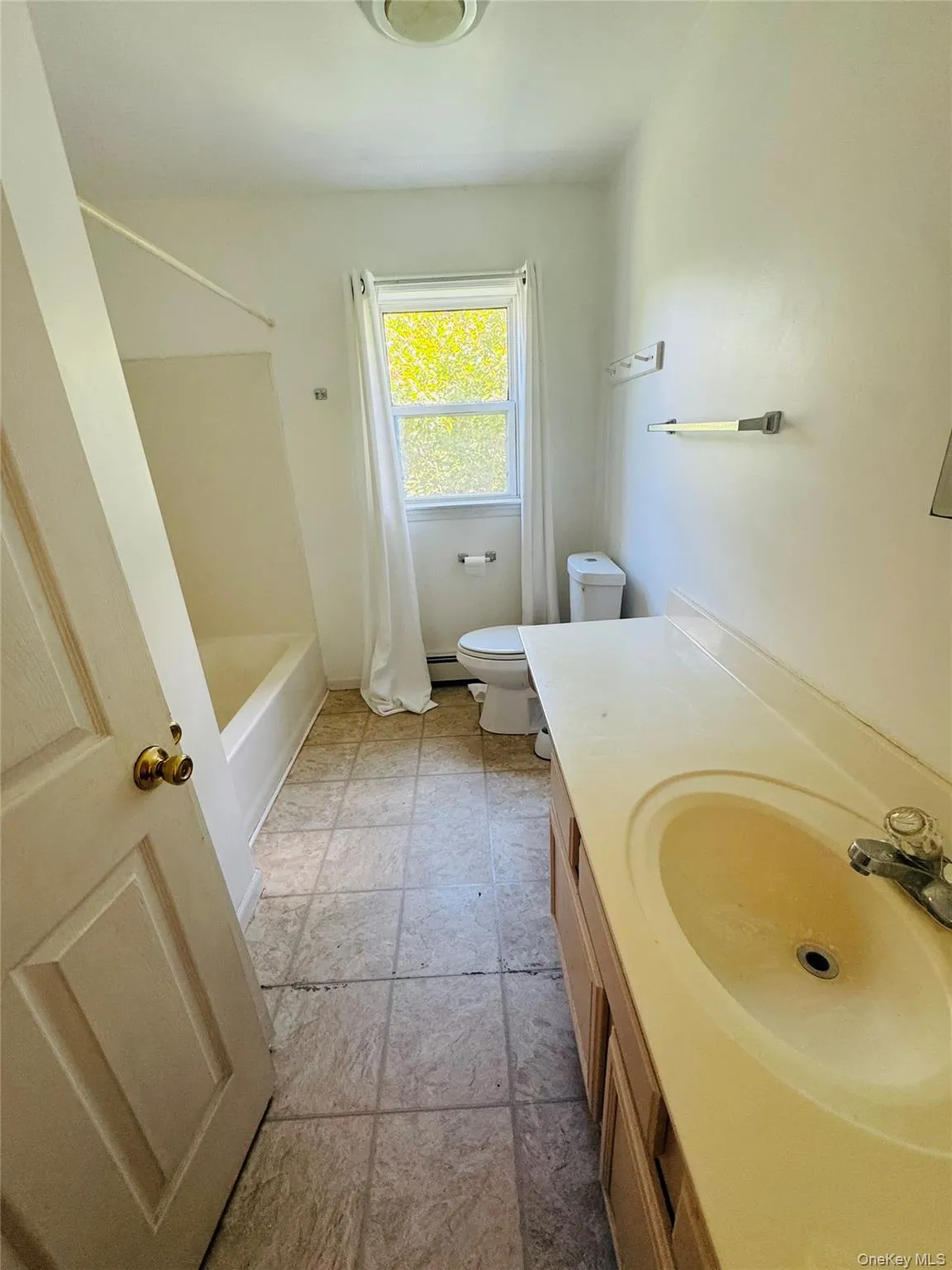 633 Winterton Road, Mamakating, NY, 3 Bedrooms Bedrooms, 11 Rooms Rooms,2 BathroomsBathrooms,Residential,For Rent,Winterton,0,1006360 633 Winterton Road, Mamakating, NY, 3 Bedrooms Bedrooms, 11 Rooms Rooms,2 BathroomsBathrooms,Residential,For Rent,Winterton,0,1006360
