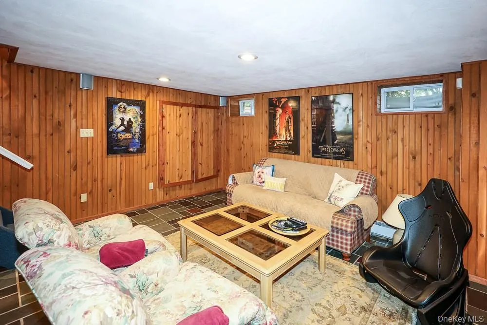 39 Tamara Court, Huntington, NY, 4 Bedrooms Bedrooms, 9 Rooms Rooms,2 BathroomsBathrooms,Residential,For Rent,Tamara,0,KEY1006361 39 Tamara Court, Huntington, NY, 4 Bedrooms Bedrooms, 9 Rooms Rooms,2 BathroomsBathrooms,Residential,For Rent,Tamara,0,KEY1006361