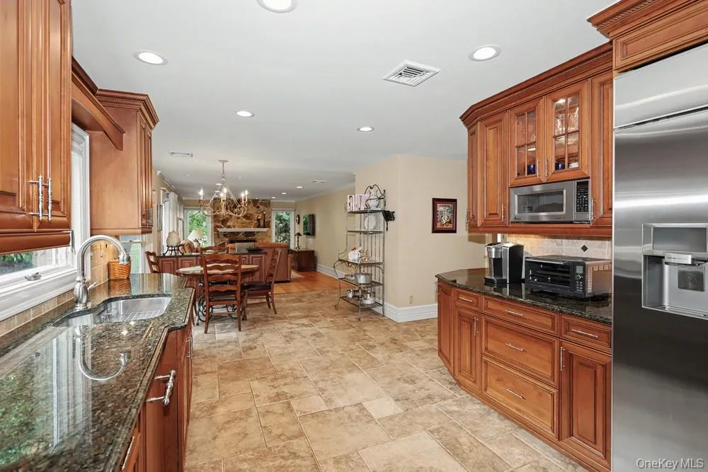 39 Tamara Court, Huntington, NY, 4 Bedrooms Bedrooms, 9 Rooms Rooms,2 BathroomsBathrooms,Residential,For Rent,Tamara,0,KEY1006361 39 Tamara Court, Huntington, NY, 4 Bedrooms Bedrooms, 9 Rooms Rooms,2 BathroomsBathrooms,Residential,For Rent,Tamara,0,KEY1006361