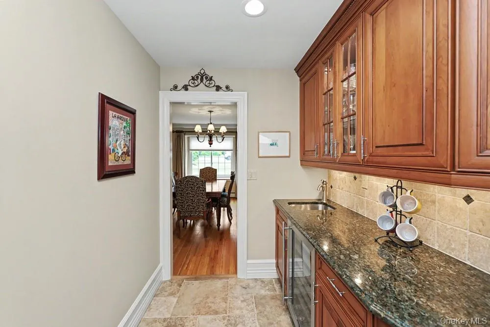 39 Tamara Court, Huntington, NY, 4 Bedrooms Bedrooms, 9 Rooms Rooms,2 BathroomsBathrooms,Residential,For Rent,Tamara,0,KEY1006361 39 Tamara Court, Huntington, NY, 4 Bedrooms Bedrooms, 9 Rooms Rooms,2 BathroomsBathrooms,Residential,For Rent,Tamara,0,KEY1006361