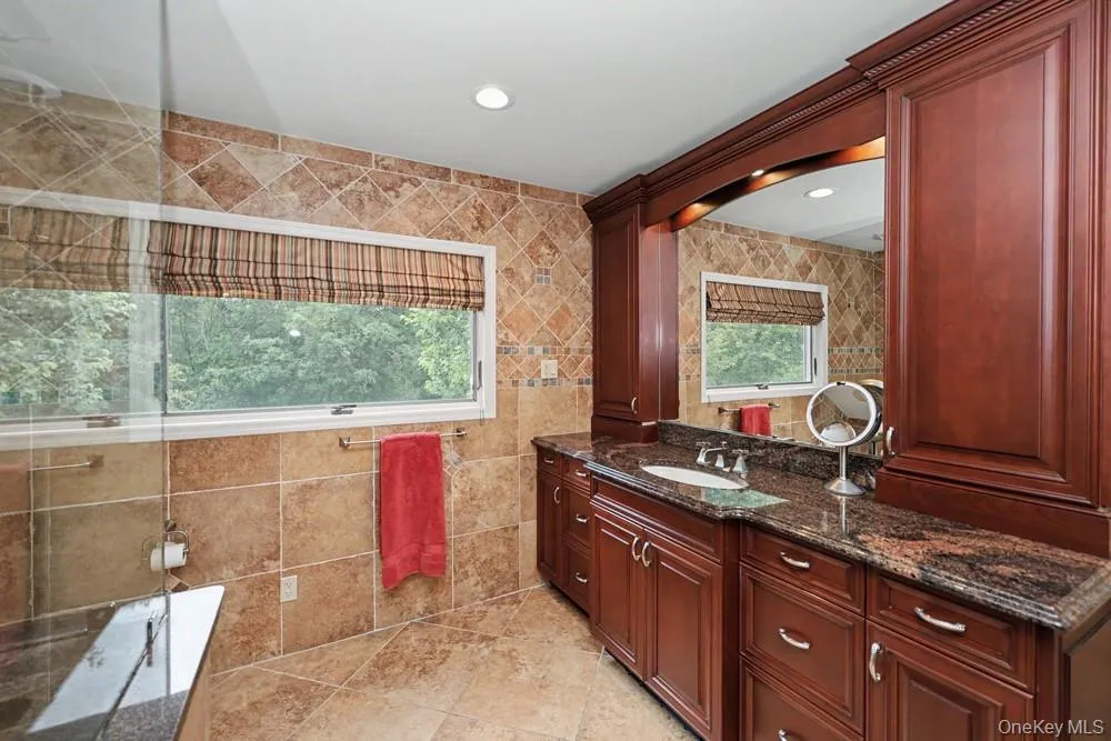 39 Tamara Court, Huntington, NY, 4 Bedrooms Bedrooms, 9 Rooms Rooms,2 BathroomsBathrooms,Residential,For Rent,Tamara,0,KEY1006361 39 Tamara Court, Huntington, NY, 4 Bedrooms Bedrooms, 9 Rooms Rooms,2 BathroomsBathrooms,Residential,For Rent,Tamara,0,KEY1006361