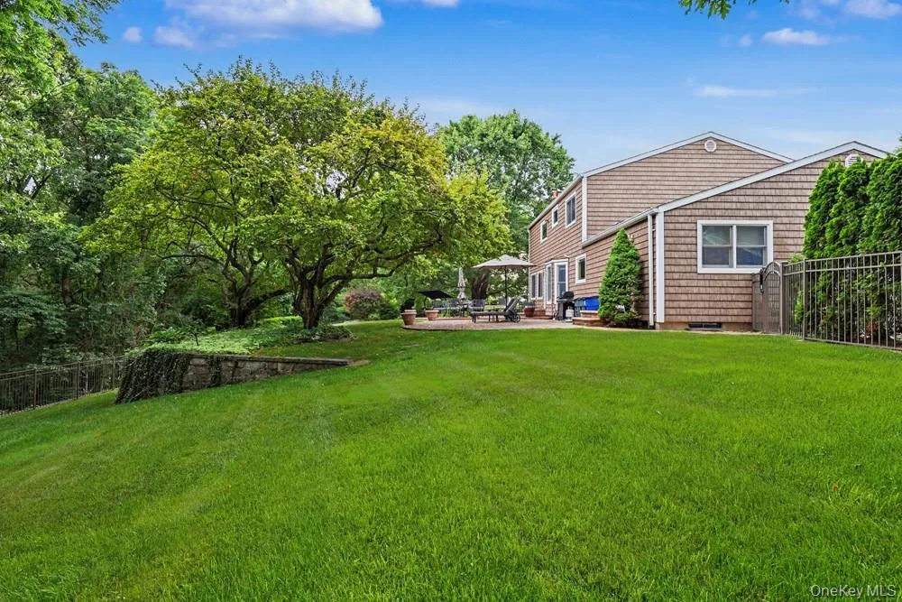 39 Tamara Court, Huntington, NY, 4 Bedrooms Bedrooms, 9 Rooms Rooms,2 BathroomsBathrooms,Residential,For Rent,Tamara,0,KEY1006361 39 Tamara Court, Huntington, NY, 4 Bedrooms Bedrooms, 9 Rooms Rooms,2 BathroomsBathrooms,Residential,For Rent,Tamara,0,KEY1006361