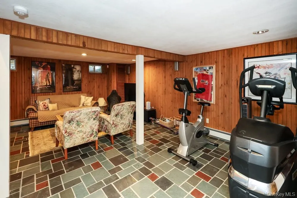 39 Tamara Court, Huntington, NY, 4 Bedrooms Bedrooms, 9 Rooms Rooms,2 BathroomsBathrooms,Residential,For Rent,Tamara,0,KEY1006361 39 Tamara Court, Huntington, NY, 4 Bedrooms Bedrooms, 9 Rooms Rooms,2 BathroomsBathrooms,Residential,For Rent,Tamara,0,KEY1006361
