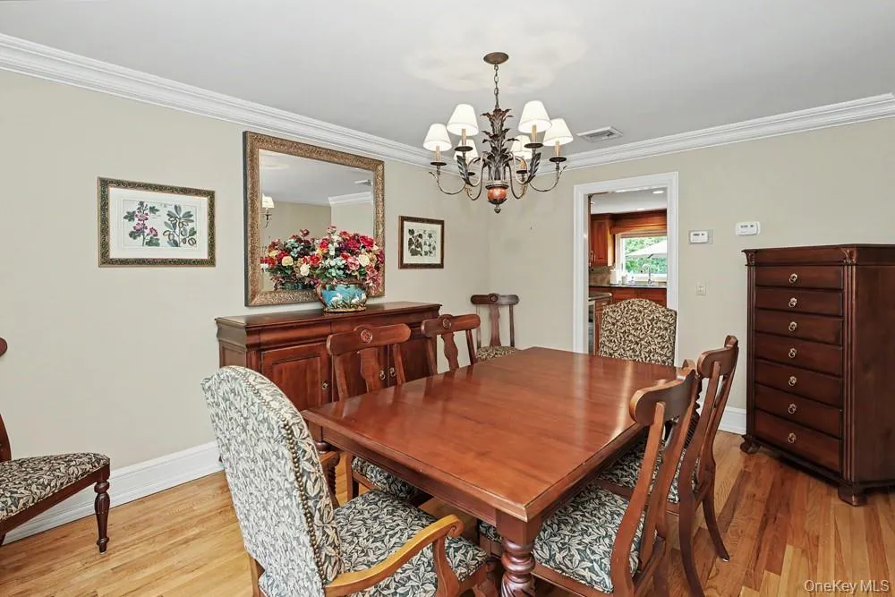 39 Tamara Court, Huntington, NY, 4 Bedrooms Bedrooms, 9 Rooms Rooms,2 BathroomsBathrooms,Residential,For Rent,Tamara,0,KEY1006361 39 Tamara Court, Huntington, NY, 4 Bedrooms Bedrooms, 9 Rooms Rooms,2 BathroomsBathrooms,Residential,For Rent,Tamara,0,KEY1006361