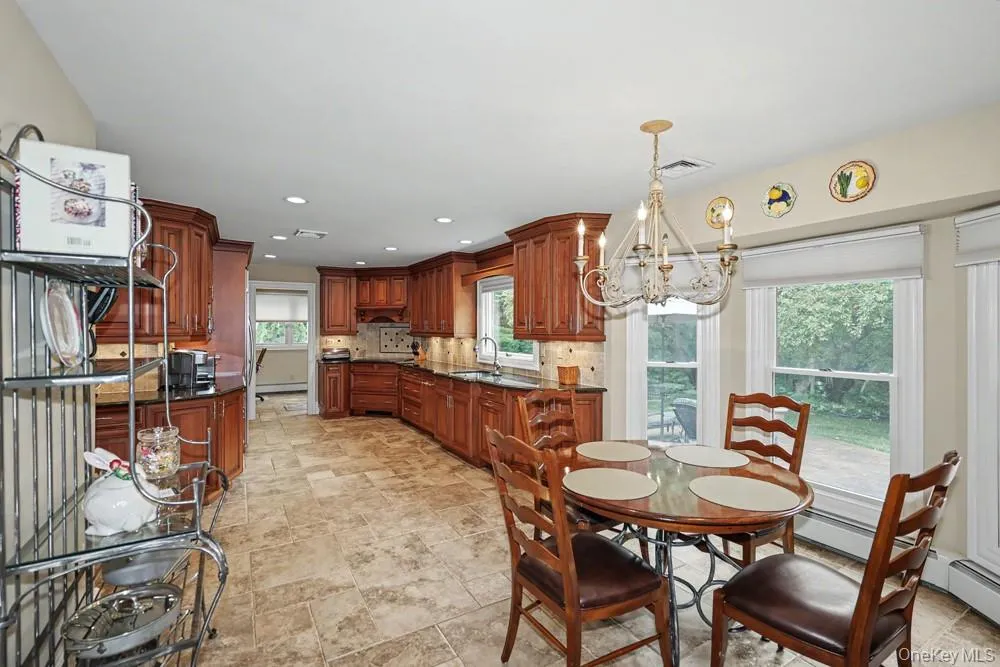 39 Tamara Court, Huntington, NY, 4 Bedrooms Bedrooms, 9 Rooms Rooms,2 BathroomsBathrooms,Residential,For Rent,Tamara,0,KEY1006361 39 Tamara Court, Huntington, NY, 4 Bedrooms Bedrooms, 9 Rooms Rooms,2 BathroomsBathrooms,Residential,For Rent,Tamara,0,KEY1006361