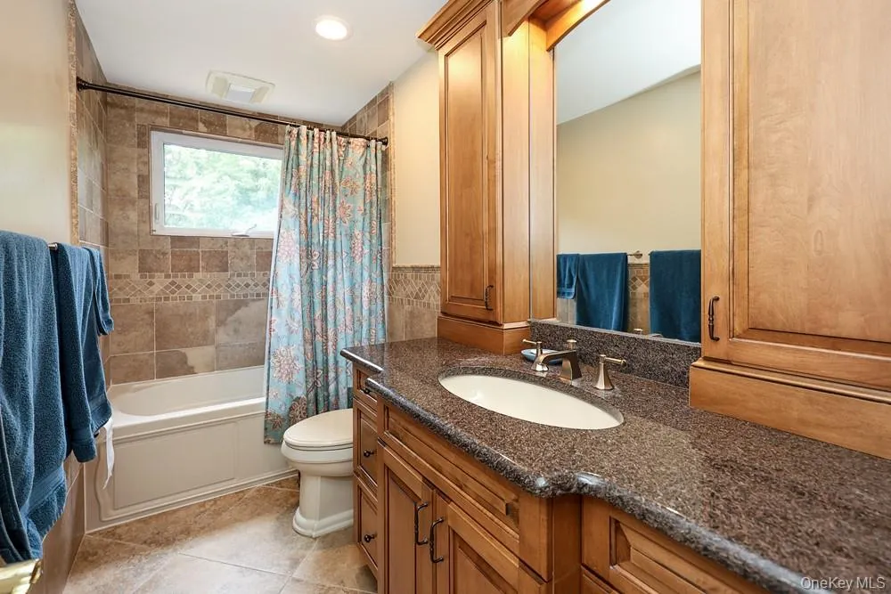 39 Tamara Court, Huntington, NY, 4 Bedrooms Bedrooms, 9 Rooms Rooms,2 BathroomsBathrooms,Residential,For Rent,Tamara,0,KEY1006361 39 Tamara Court, Huntington, NY, 4 Bedrooms Bedrooms, 9 Rooms Rooms,2 BathroomsBathrooms,Residential,For Rent,Tamara,0,KEY1006361