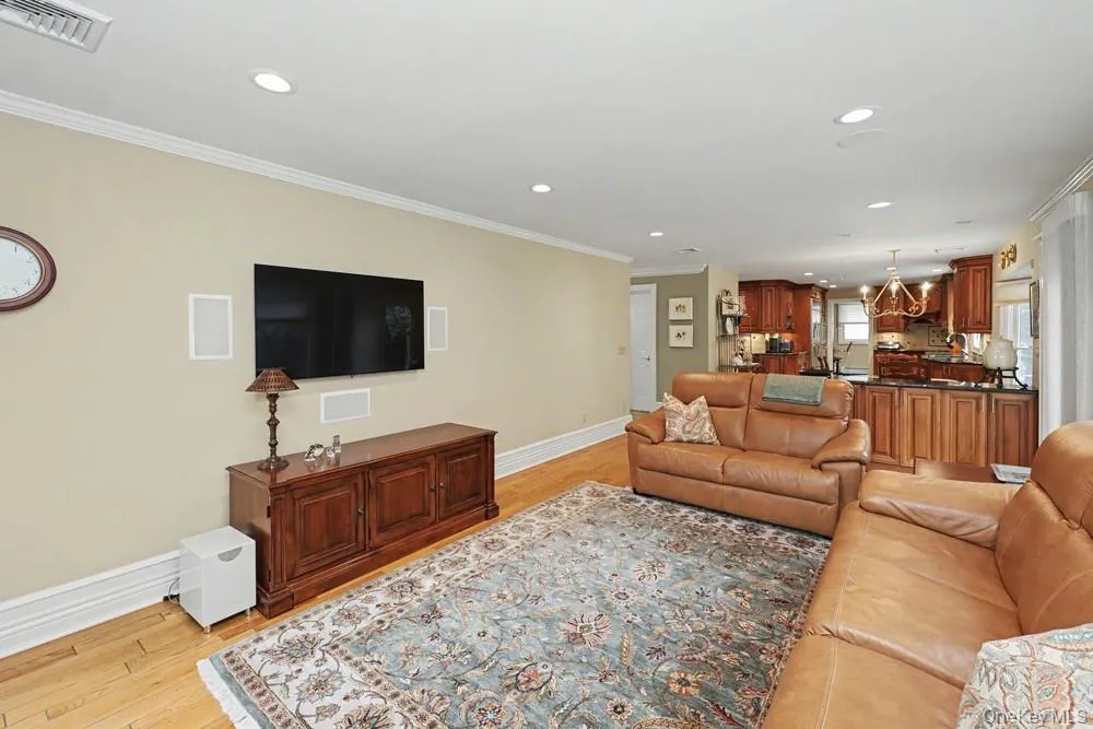 39 Tamara Court, Huntington, NY, 4 Bedrooms Bedrooms, 9 Rooms Rooms,2 BathroomsBathrooms,Residential,For Rent,Tamara,0,KEY1006361 39 Tamara Court, Huntington, NY, 4 Bedrooms Bedrooms, 9 Rooms Rooms,2 BathroomsBathrooms,Residential,For Rent,Tamara,0,KEY1006361