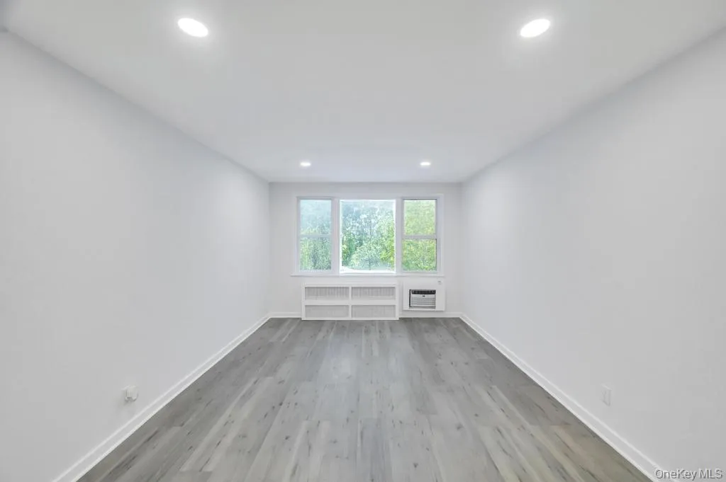 2338 92nd Street, New York, NY, 2 Bedrooms Bedrooms, 5 Rooms Rooms,1 BathroomBathrooms,Residential Lease,For Rent,92nd,0,1006364 2338 92nd Street, New York, NY, 2 Bedrooms Bedrooms, 5 Rooms Rooms,1 BathroomBathrooms,Residential Lease,For Rent,92nd,0,1006364