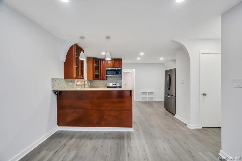 2338 92nd Street, New York, NY, 2 Bedrooms Bedrooms, 5 Rooms Rooms,1 BathroomBathrooms,Residential Lease,For Rent,92nd,0,1006364 2338 92nd Street, New York, NY, 2 Bedrooms Bedrooms, 5 Rooms Rooms,1 BathroomBathrooms,Residential Lease,For Rent,92nd,0,1006364
