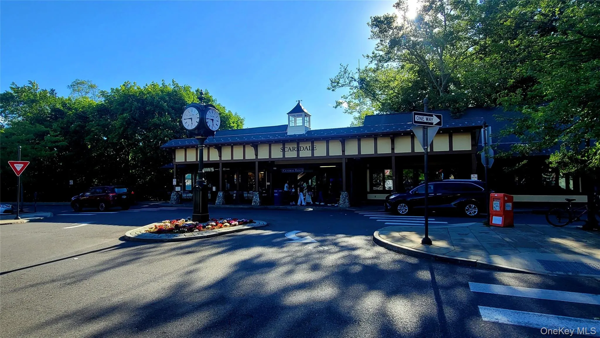 Scarsdale train station Scarsdale train station