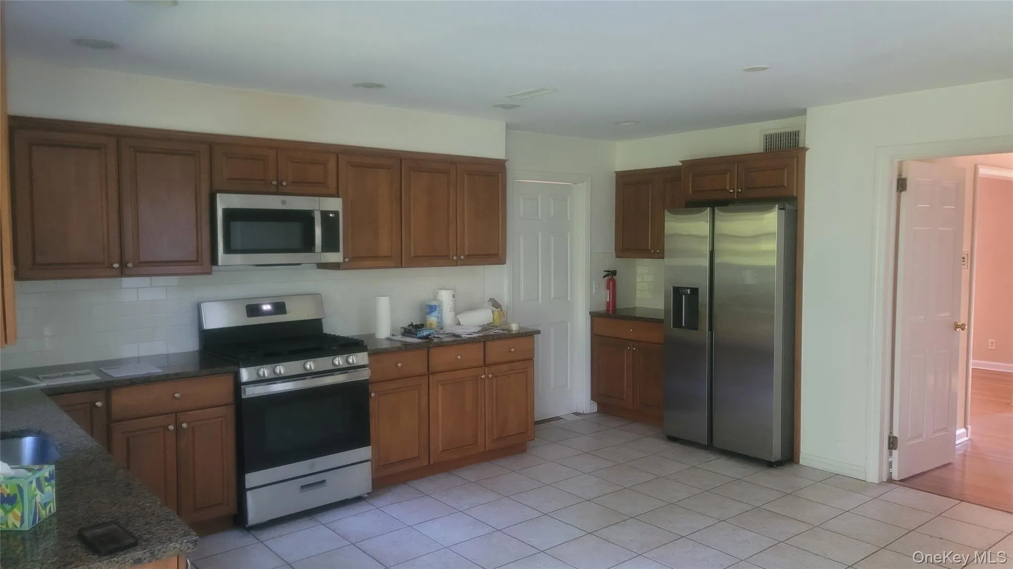 6 Oakstwain Road, Scarsdale, NY, 5 Bedrooms Bedrooms, 10 Rooms Rooms,3 BathroomsBathrooms,Residential,For Rent,Oakstwain,0,1006365 6 Oakstwain Road, Scarsdale, NY, 5 Bedrooms Bedrooms, 10 Rooms Rooms,3 BathroomsBathrooms,Residential,For Rent,Oakstwain,0,1006365