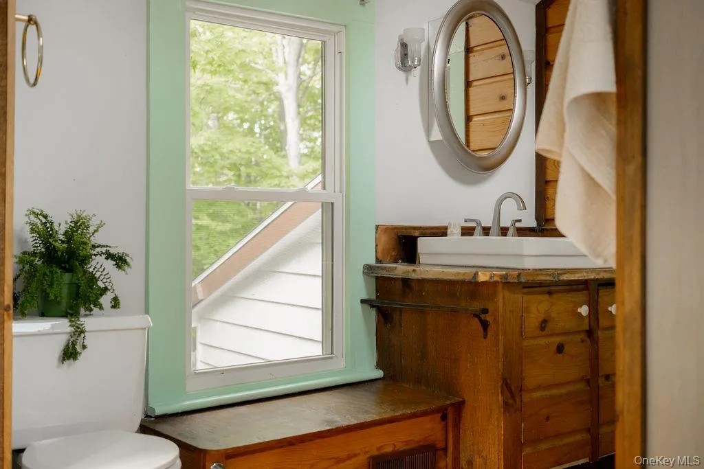 1231 Route 308, Rhinebeck, NY, 2 Bedrooms Bedrooms, 4 Rooms Rooms,1 BathroomBathrooms,Residential,For Rent,Route 308,0,1006368 1231 Route 308, Rhinebeck, NY, 2 Bedrooms Bedrooms, 4 Rooms Rooms,1 BathroomBathrooms,Residential,For Rent,Route 308,0,1006368