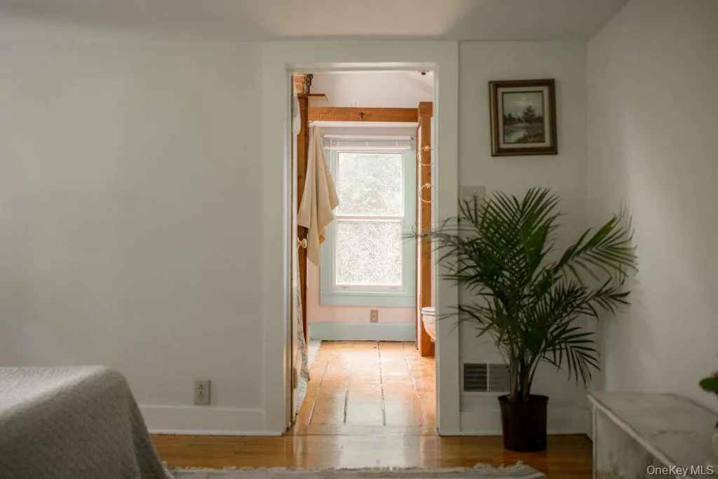 1231 Route 308, Rhinebeck, NY, 2 Bedrooms Bedrooms, 4 Rooms Rooms,1 BathroomBathrooms,Residential,For Rent,Route 308,0,1006368 1231 Route 308, Rhinebeck, NY, 2 Bedrooms Bedrooms, 4 Rooms Rooms,1 BathroomBathrooms,Residential,For Rent,Route 308,0,1006368