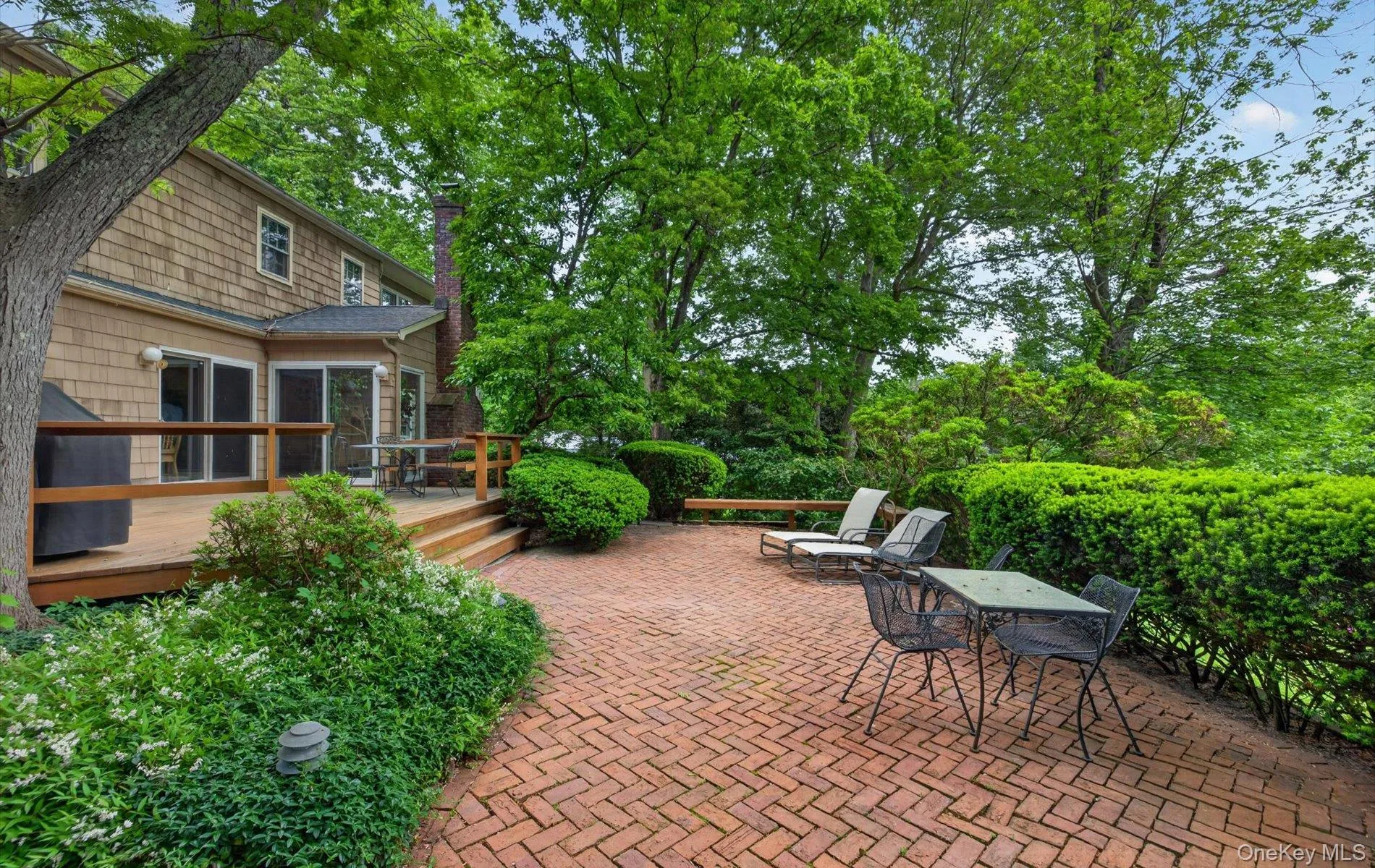 19 Seward Drive, Oyster Bay, NY, 5 Bedrooms Bedrooms, 9 Rooms Rooms,3 BathroomsBathrooms,Residential,For Rent,Seward,0,1006370 19 Seward Drive, Oyster Bay, NY, 5 Bedrooms Bedrooms, 9 Rooms Rooms,3 BathroomsBathrooms,Residential,For Rent,Seward,0,1006370