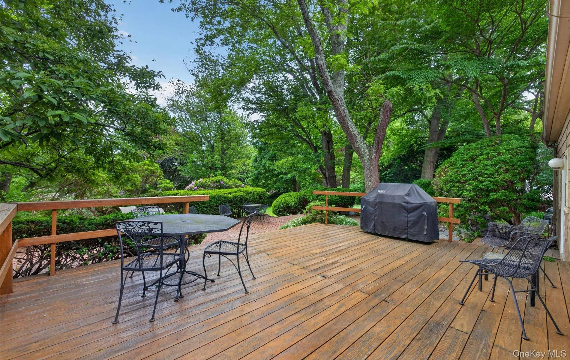 19 Seward Drive, Oyster Bay, NY, 5 Bedrooms Bedrooms, 9 Rooms Rooms,3 BathroomsBathrooms,Residential,For Rent,Seward,0,1006370 19 Seward Drive, Oyster Bay, NY, 5 Bedrooms Bedrooms, 9 Rooms Rooms,3 BathroomsBathrooms,Residential,For Rent,Seward,0,1006370