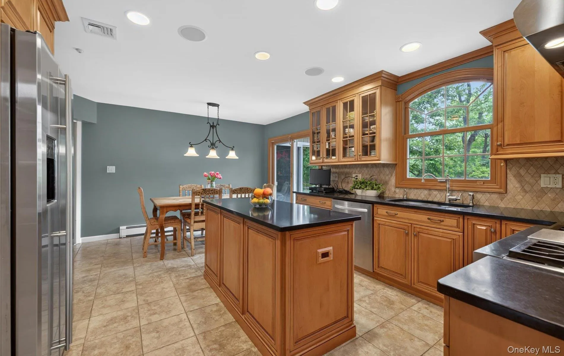 19 Seward Drive, Oyster Bay, NY, 5 Bedrooms Bedrooms, 9 Rooms Rooms,3 BathroomsBathrooms,Residential,For Rent,Seward,0,1006370 19 Seward Drive, Oyster Bay, NY, 5 Bedrooms Bedrooms, 9 Rooms Rooms,3 BathroomsBathrooms,Residential,For Rent,Seward,0,1006370