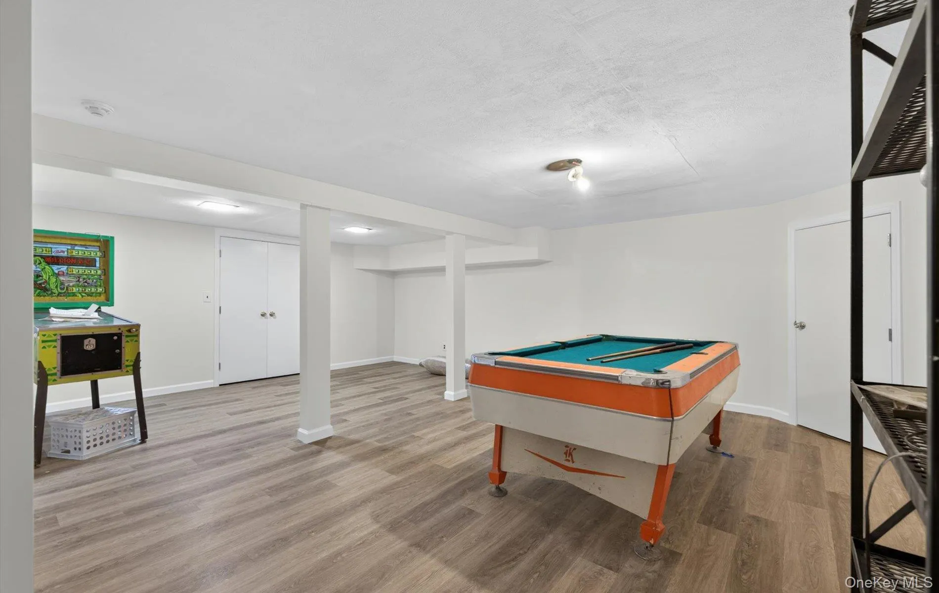 19 Seward Drive, Oyster Bay, NY, 5 Bedrooms Bedrooms, 9 Rooms Rooms,3 BathroomsBathrooms,Residential,For Rent,Seward,0,1006370 19 Seward Drive, Oyster Bay, NY, 5 Bedrooms Bedrooms, 9 Rooms Rooms,3 BathroomsBathrooms,Residential,For Rent,Seward,0,1006370
