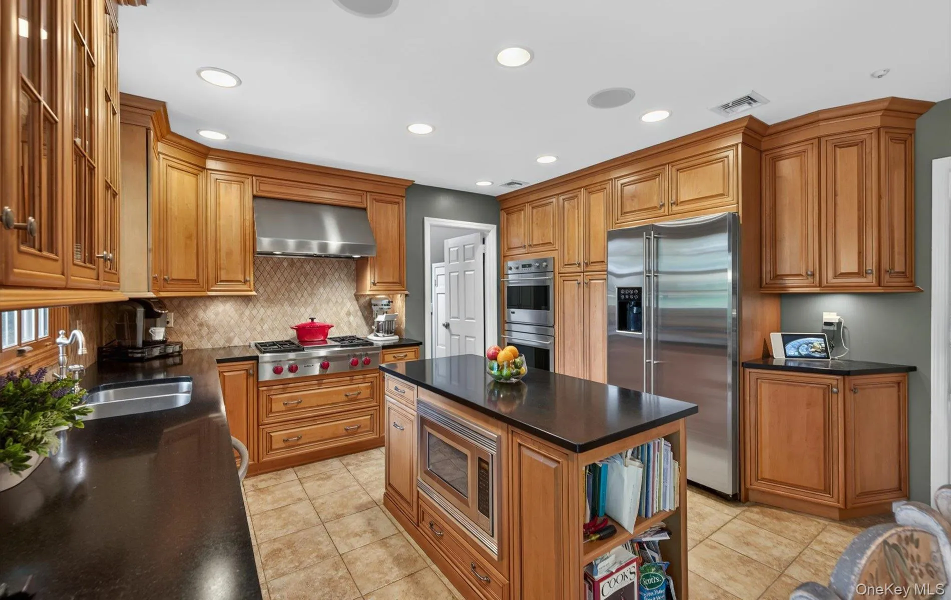 19 Seward Drive, Oyster Bay, NY, 5 Bedrooms Bedrooms, 9 Rooms Rooms,3 BathroomsBathrooms,Residential,For Rent,Seward,0,1006370 19 Seward Drive, Oyster Bay, NY, 5 Bedrooms Bedrooms, 9 Rooms Rooms,3 BathroomsBathrooms,Residential,For Rent,Seward,0,1006370