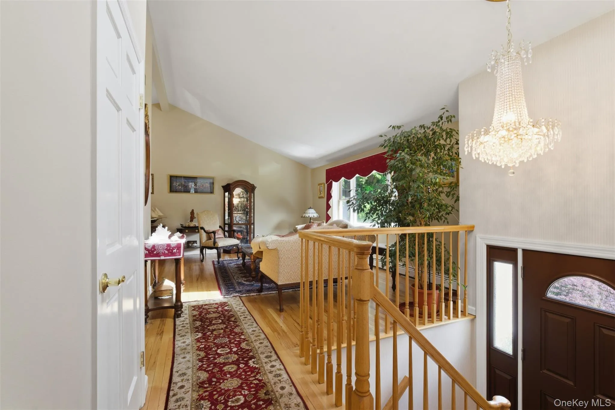 14 Central Avenue, Clarkstown, NY, 4 Bedrooms Bedrooms, 8 Rooms Rooms,3 BathroomsBathrooms,Residential,For Rent,Central,0,1006373 14 Central Avenue, Clarkstown, NY, 4 Bedrooms Bedrooms, 8 Rooms Rooms,3 BathroomsBathrooms,Residential,For Rent,Central,0,1006373