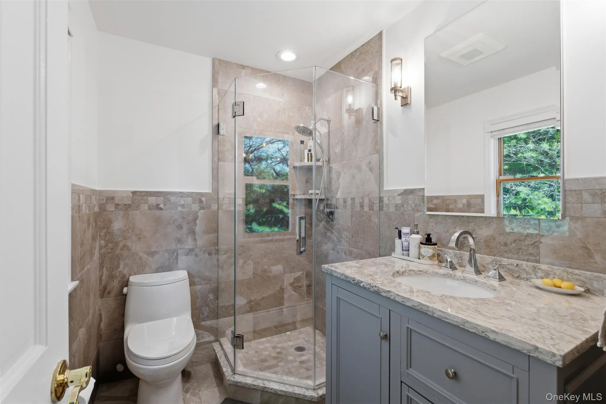 14 Central Avenue, Clarkstown, NY, 4 Bedrooms Bedrooms, 8 Rooms Rooms,3 BathroomsBathrooms,Residential,For Rent,Central,0,1006373 14 Central Avenue, Clarkstown, NY, 4 Bedrooms Bedrooms, 8 Rooms Rooms,3 BathroomsBathrooms,Residential,For Rent,Central,0,1006373