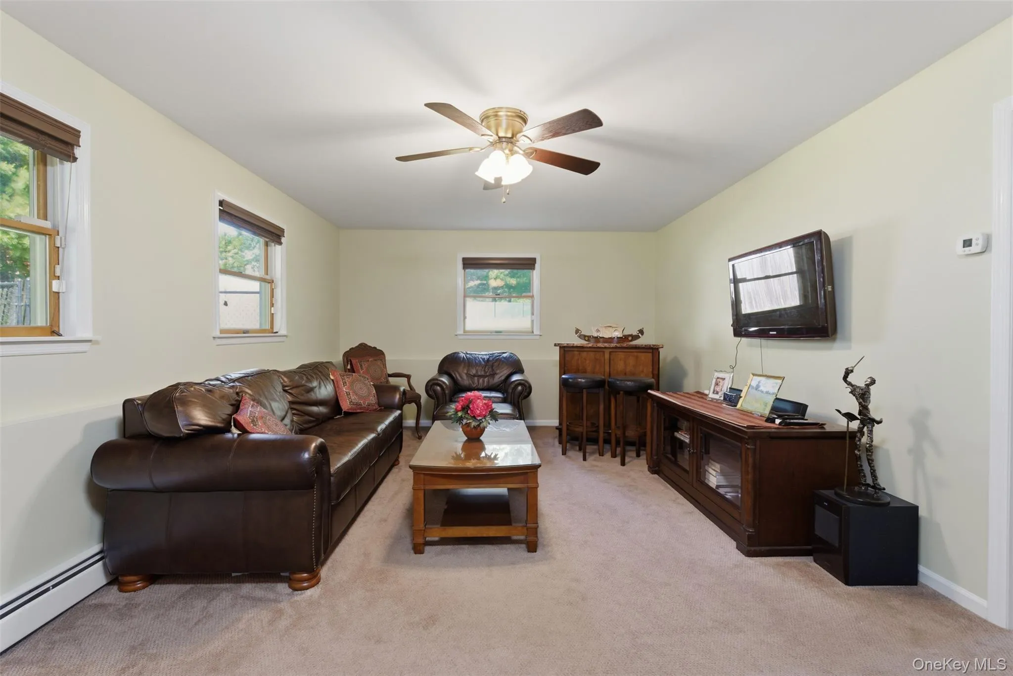 14 Central Avenue, Clarkstown, NY, 4 Bedrooms Bedrooms, 8 Rooms Rooms,3 BathroomsBathrooms,Residential,For Rent,Central,0,1006373 14 Central Avenue, Clarkstown, NY, 4 Bedrooms Bedrooms, 8 Rooms Rooms,3 BathroomsBathrooms,Residential,For Rent,Central,0,1006373