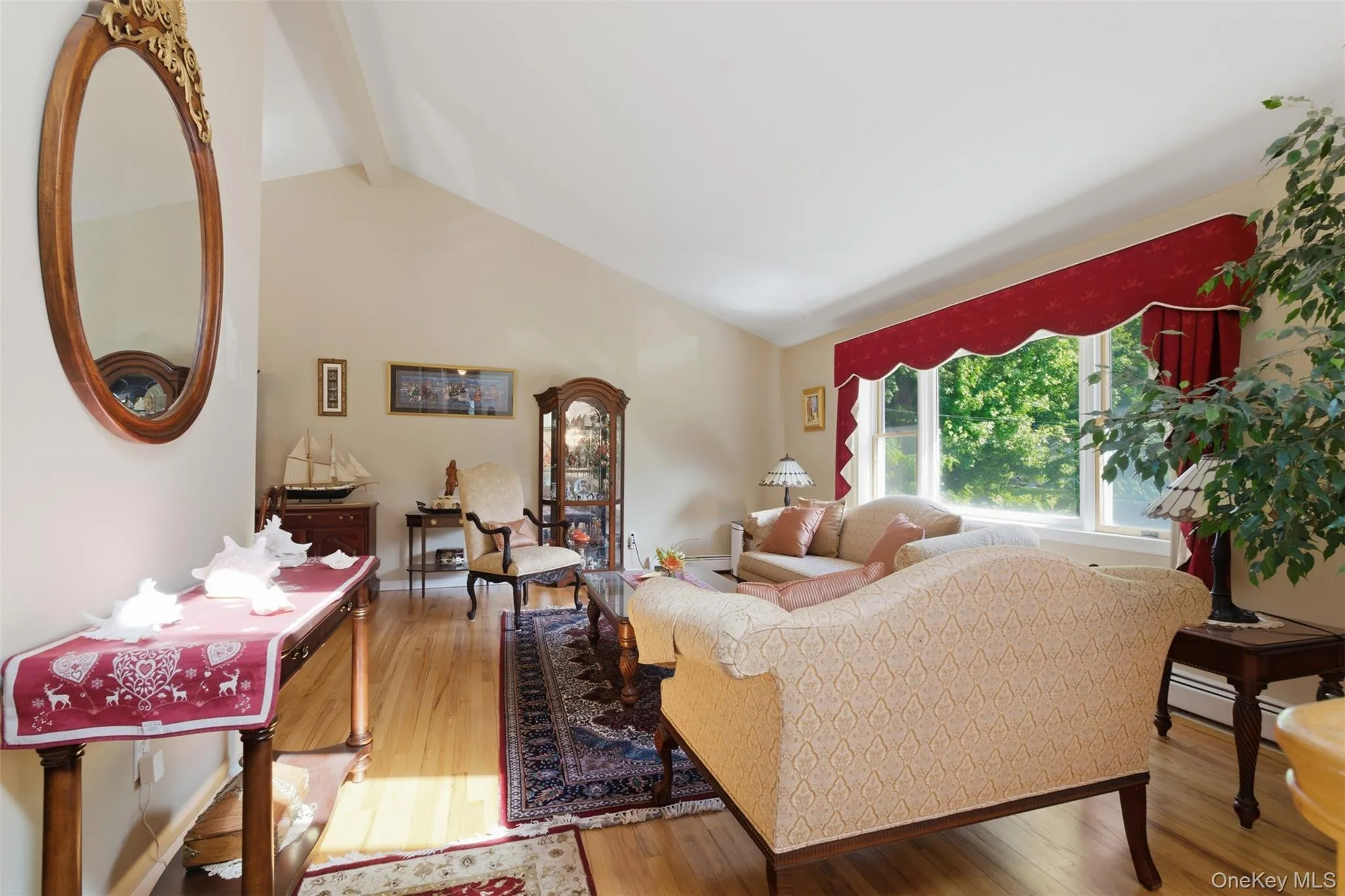 14 Central Avenue, Clarkstown, NY, 4 Bedrooms Bedrooms, 8 Rooms Rooms,3 BathroomsBathrooms,Residential,For Rent,Central,0,1006373 14 Central Avenue, Clarkstown, NY, 4 Bedrooms Bedrooms, 8 Rooms Rooms,3 BathroomsBathrooms,Residential,For Rent,Central,0,1006373
